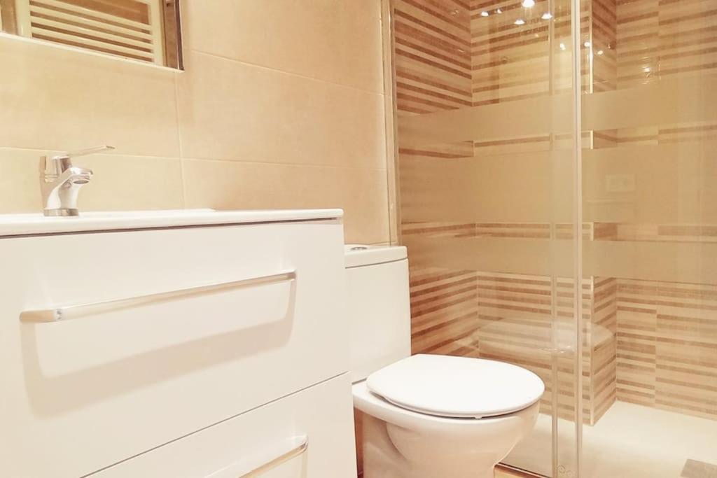 Apartamento En El Centro De Gijón Eksteriør billede